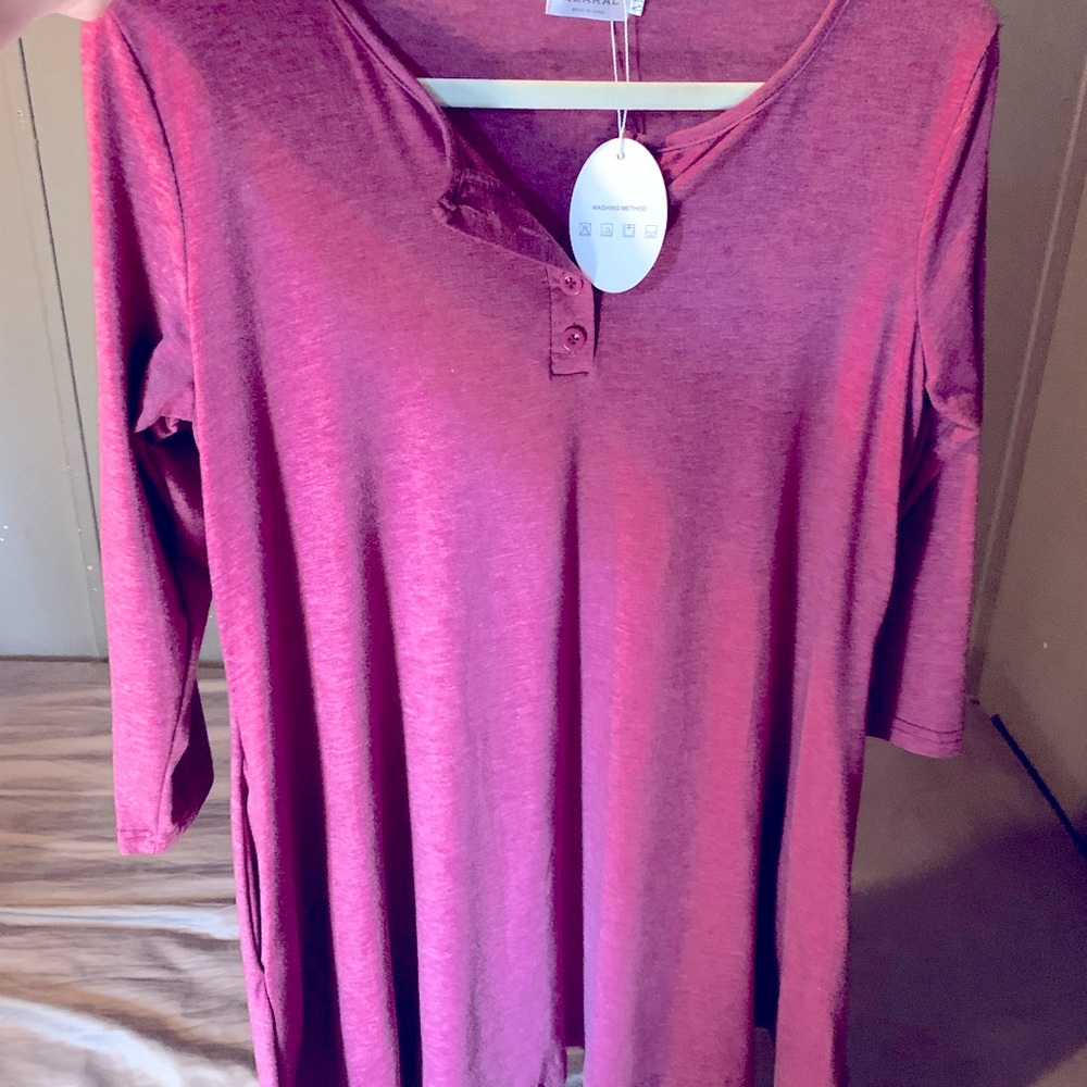 Short purple dress with pockets